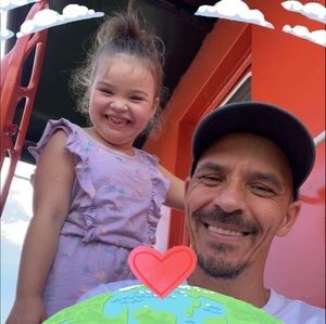 Meet your Posher, Tom